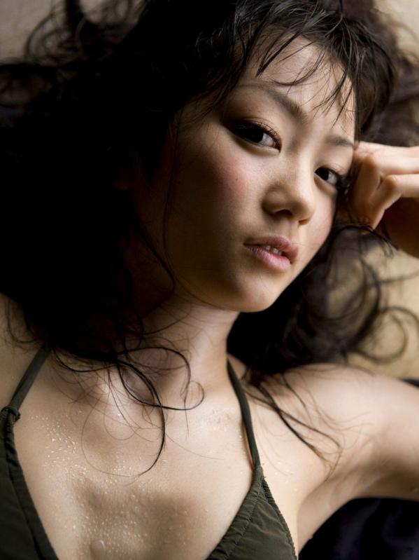 森田涼花 森田凉花  Sabra_森田凉花《Sweet Breeze》清纯甜美写真集：精选居家私房与清新比基尼美照，尽显治愈系初恋风情第96张图片