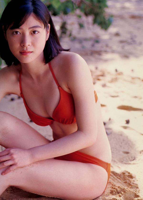 上野樹里 上野树里  Juri Ueno 上野树里《JURI First》写真集，早期纯真海滩假日，清纯清新少女风第42张图片