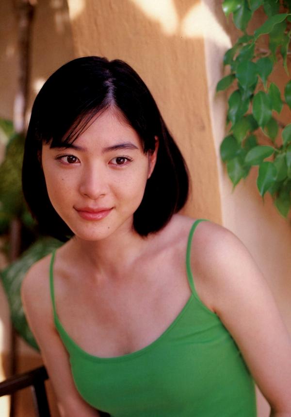 上野樹里 上野树里  Juri Ueno 上野树里《JURI First》写真集，早期纯真海滩假日，清纯清新少女风第51张图片