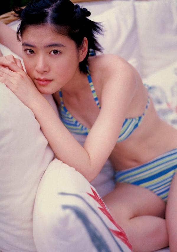 上野樹里 上野树里  Juri Ueno 上野树里《JURI First》写真集，早期纯真海滩假日，清纯清新少女风第62张图片