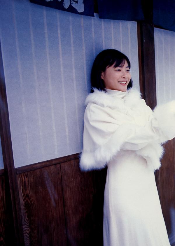 上野樹里 上野树里  Juri Ueno 上野树里《JURI First》写真集，早期纯真海滩假日，清纯清新少女风第84张图片