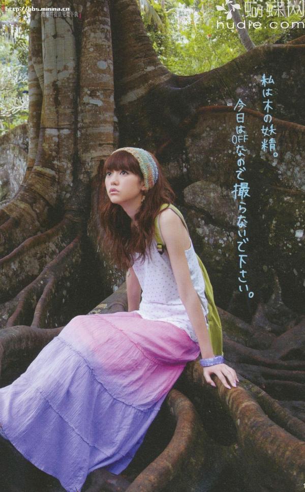 桐谷美玲 桐谷美玲  PB写真集_桐谷美玲《美玲さんの生活》高清：清新旅拍、冬日参拜与阳光海滩度假记录第7张图片
