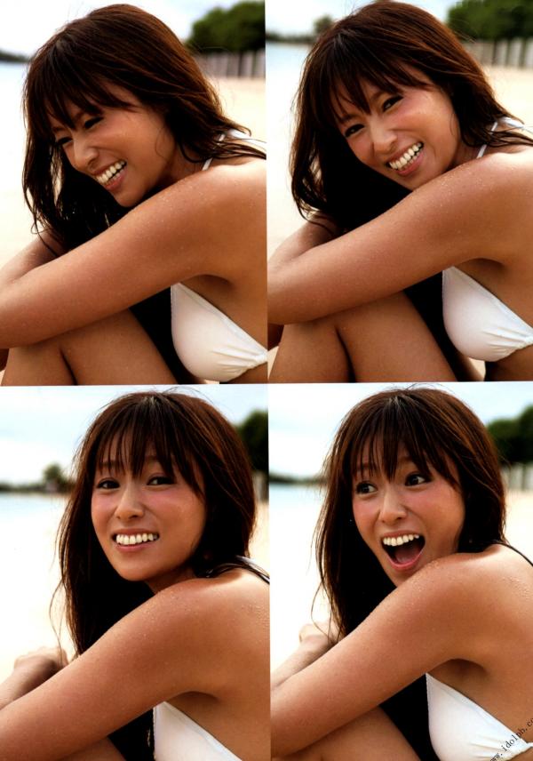 深田恭子 深田恭子  PB写真集_深田恭子《AKUA》高清版_海边度假沙滩泳池比基尼写真合集第18张图片