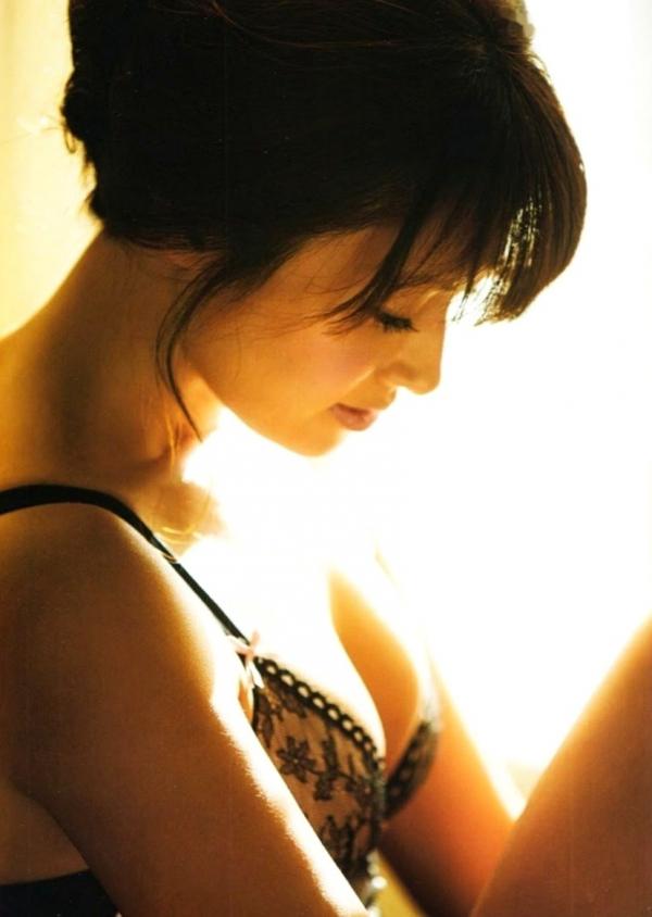 深田恭子 深田恭子  PB写真集_深田恭子《(un)touch》高清大图，女神写真私房居家与户外街拍，展现多面性感诱惑魅力 [97P]第83张图片