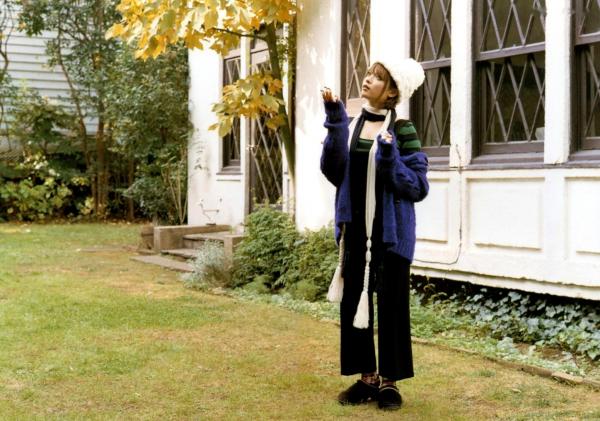 深田恭子 深田恭子  深田恭子居家烹饪与纯白天使写真集 《meets 天使 映画『天使』》 电影主题演绎清纯灵动美学 [45P]第2张图片