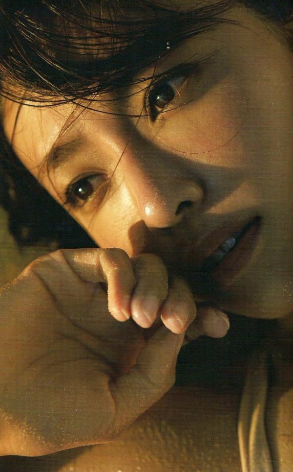 深田恭子 深田恭子  深田恭子《Down to earth》海岛户外写真集，清纯女神性感比基尼秀诱惑风景，高清唯美视觉盛宴第23张图片