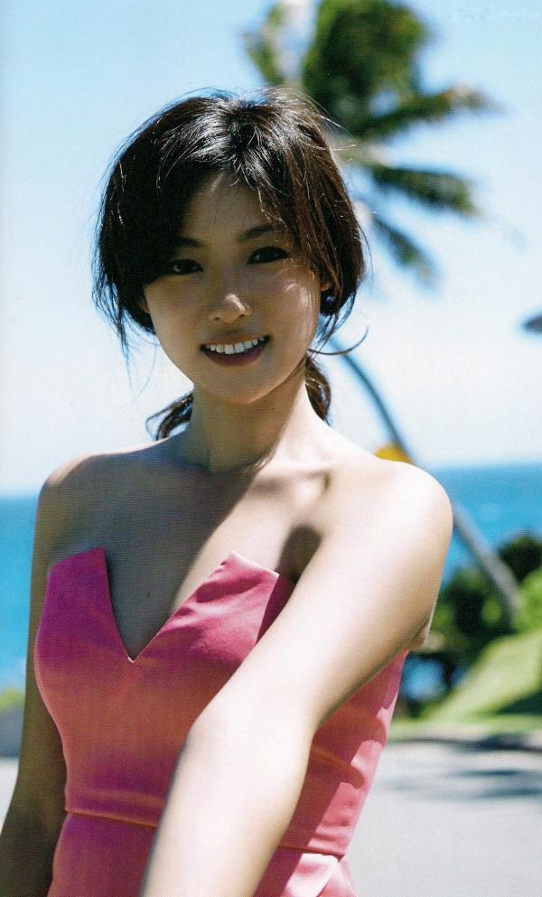 深田恭子 深田恭子  深田恭子《Down to earth》海岛户外写真集，清纯女神性感比基尼秀诱惑风景，高清唯美视觉盛宴第39张图片