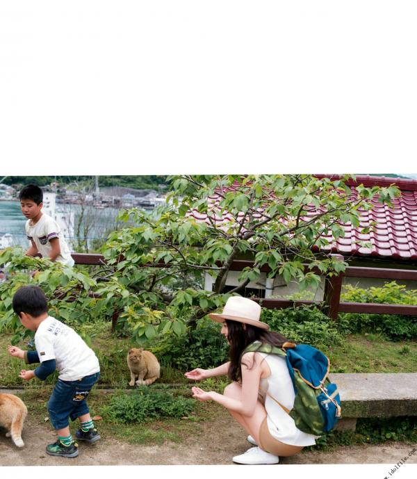 佐々木希 佐佐木希  佐々木希《かくしごと》精选写真集：清新灵动，解锁治愈系女神的居家视觉魅力第13张图片
