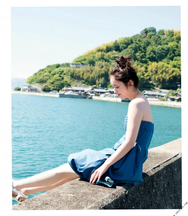 佐々木希 佐佐木希  佐々木希《かくしごと》精选写真集：清新灵动，解锁治愈系女神的居家视觉魅力第38张图片