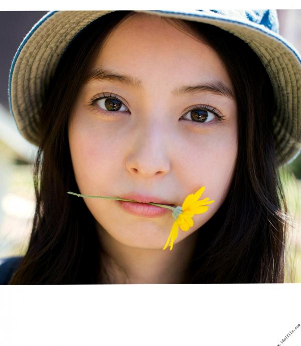 佐々木希 佐佐木希  佐々木希《かくしごと》精选写真集：清新灵动，解锁治愈系女神的居家视觉魅力第54张图片
