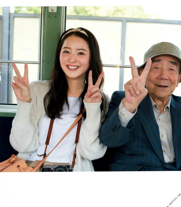 佐々木希 佐佐木希  佐々木希《かくしごと》精选写真集：清新灵动，解锁治愈系女神的居家视觉魅力第88张图片