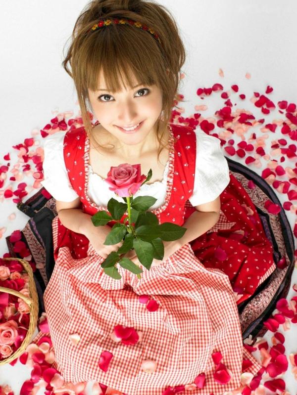 佐々木希 佐佐木希  佐佐木希写真集《天使之恋》清纯奥黛造型与冬日毛绒比基尼诱惑大赏第44张图片