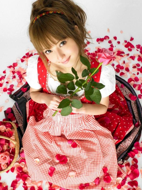佐々木希 佐佐木希  佐佐木希写真集《天使之恋》清纯奥黛造型与冬日毛绒比基尼诱惑大赏第46张图片