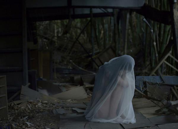 壇蜜 坛蜜  壇蜜 - 蔵のなかの：文艺教室与简约私房写真，尽显极致诱惑艺术美学第25张图片