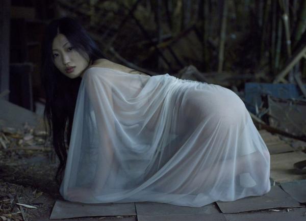 壇蜜 坛蜜  壇蜜 - 蔵のなかの：文艺教室与简约私房写真，尽显极致诱惑艺术美学第26张图片
