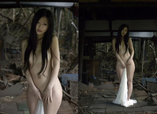 壇蜜 坛蜜  壇蜜 - 蔵のなかの：文艺教室与简约私房写真，尽显极致诱惑艺术美学第28张图片