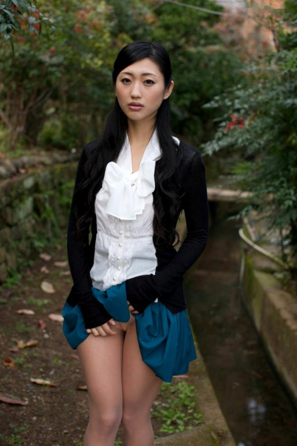 壇蜜 坛蜜  坛蜜《媚药之雾》写真集_室内私房床照_成熟魅力极致丝袜内衣诱惑第4张图片