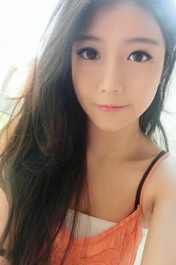 Angel Chan  Angel Chan 超甜美香港正妹 身材也太棒了吧第35张图片