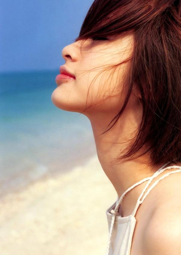 上戸彩 上户彩  PB写真集_上户彩《September Fourteenth》高清合集：清纯女神户外海滩唯美写真第13张图片