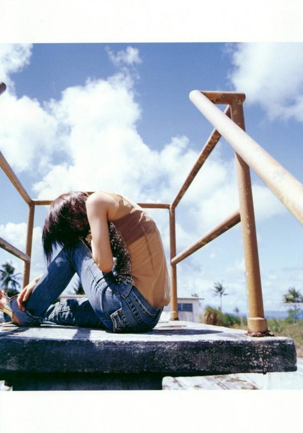上戸彩 上户彩  PB写真集_上户彩《Breath》治愈系清纯写真，演绎公路旅拍与室内居家自然风情第88张图片