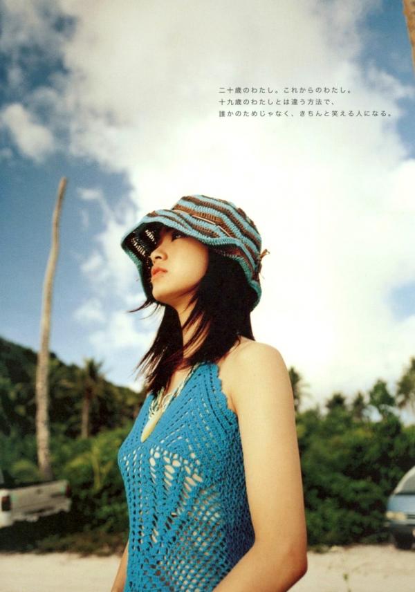 上戸彩 上户彩  PB写真集_上户彩《Breath》治愈系清纯写真，演绎公路旅拍与室内居家自然风情第103张图片