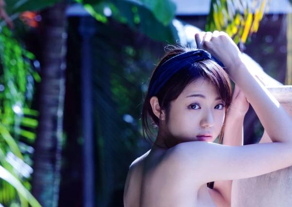 中村静香   中村静香写真集『溢れるものが止められなくなったのは、私のネジが馬鹿になったんだ。きっと。』高清户外私房性感美图赏析第8张图片