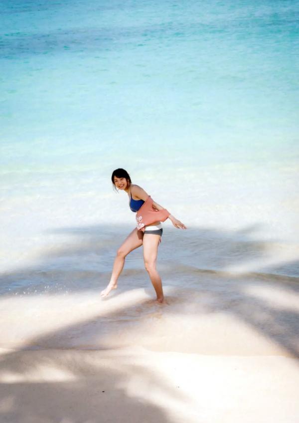中村静香   中村静香写真集『溢れるものが止められなくなったのは、私のネジが馬鹿になったんだ。きっと。』高清户外私房性感美图赏析第24张图片