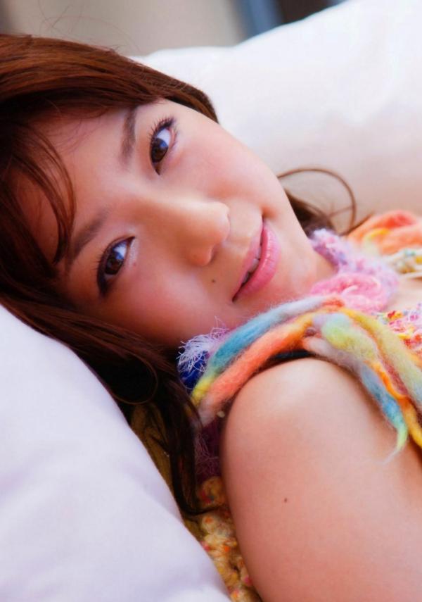 中村静香   PB写真集_中村静香《HUG ハグ》户外花园透视诱惑私房美图集[85P]第65张图片
