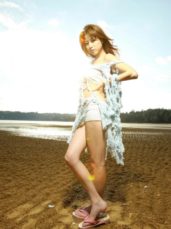 杉本有美   Sabra杉本有美《STARTING OVER》高清写真集：清新海边风情与时尚街拍，尽显绝美女神诱惑魅力第3张图片