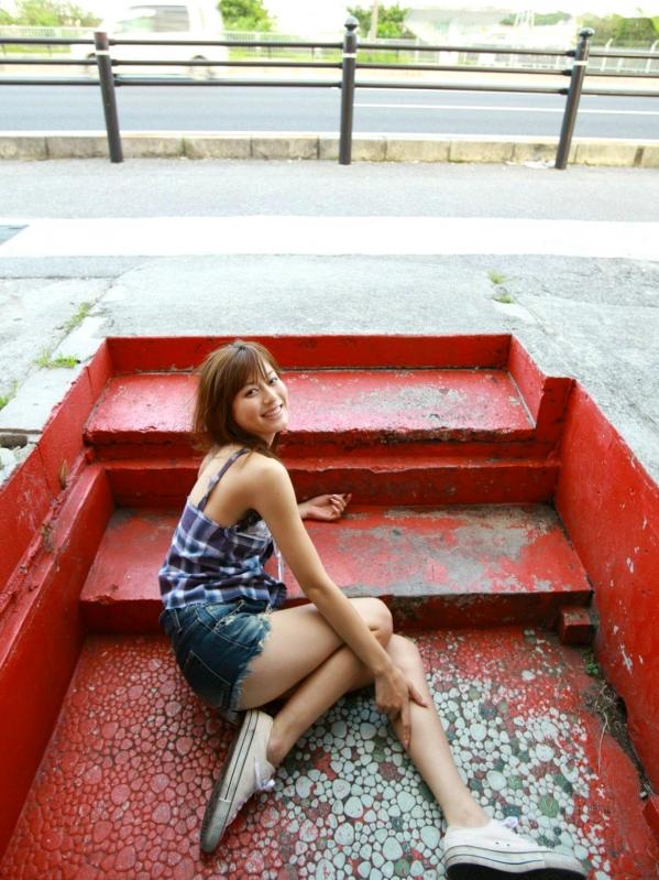 杉本有美   Sabra杉本有美《STARTING OVER》高清写真集：清新海边风情与时尚街拍，尽显绝美女神诱惑魅力第42张图片