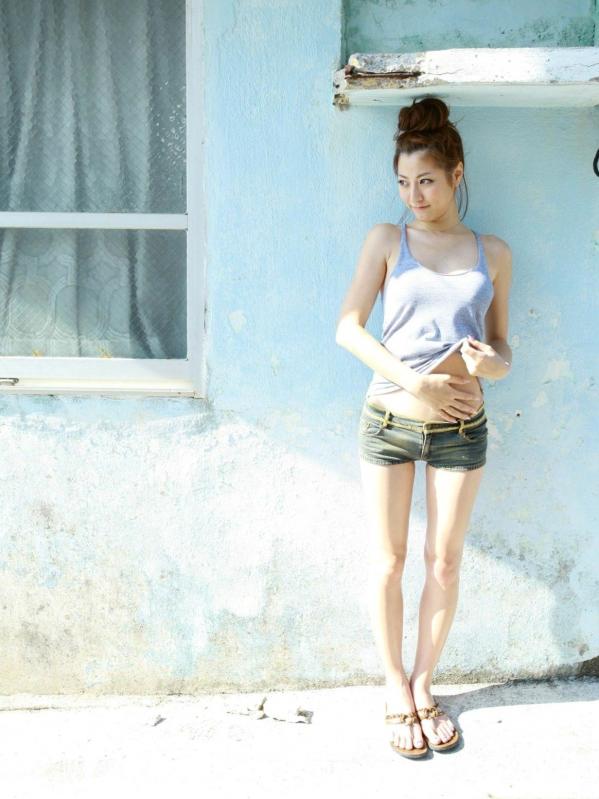杉本有美   Sabra杉本有美《STARTING OVER》高清写真集：清新海边风情与时尚街拍，尽显绝美女神诱惑魅力第53张图片