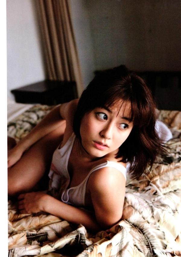 杉本有美   杉本有美写真集《Deep Breath》私房诱惑系列，居家清纯装扮与极致性感美照合集第11张图片