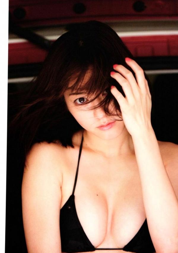 杉本有美   杉本有美写真集《Deep Breath》私房诱惑系列，居家清纯装扮与极致性感美照合集第31张图片