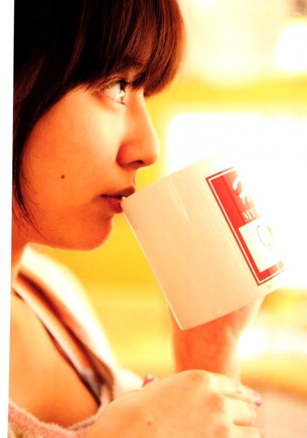 杉本有美   杉本有美写真集《Deep Breath》私房诱惑系列，居家清纯装扮与极致性感美照合集第60张图片