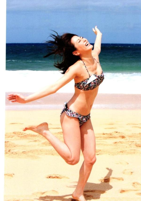 杉本有美   杉本有美写真集《Deep Breath》私房诱惑系列，居家清纯装扮与极致性感美照合集第82张图片