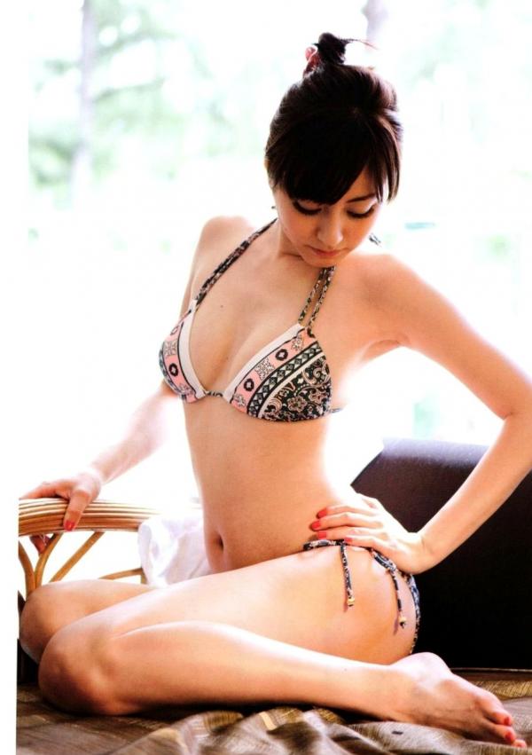 杉本有美   杉本有美写真集《Deep Breath》私房诱惑系列，居家清纯装扮与极致性感美照合集第108张图片