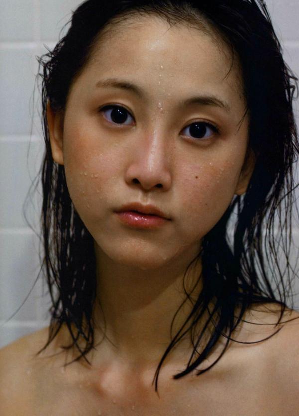 松井玲奈 松井玲奈  PB写真集_松井玲奈《Kingyo》日系纯欲校服制服美少女户外街拍写真第6张图片