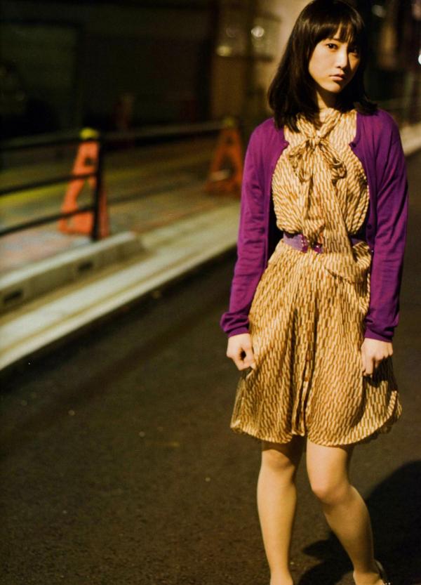 松井玲奈 松井玲奈  PB写真集_松井玲奈《Kingyo》日系纯欲校服制服美少女户外街拍写真第10张图片