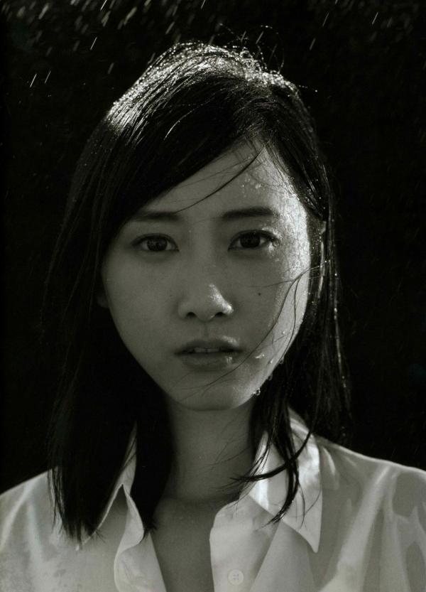 松井玲奈 松井玲奈  PB写真集_松井玲奈《Kingyo》日系纯欲校服制服美少女户外街拍写真第17张图片
