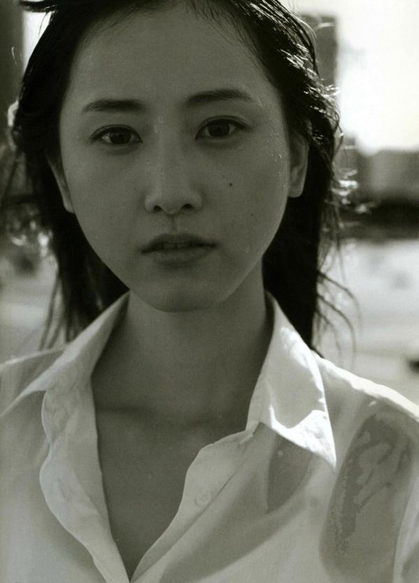 松井玲奈 松井玲奈  PB写真集_松井玲奈《Kingyo》日系纯欲校服制服美少女户外街拍写真第20张图片