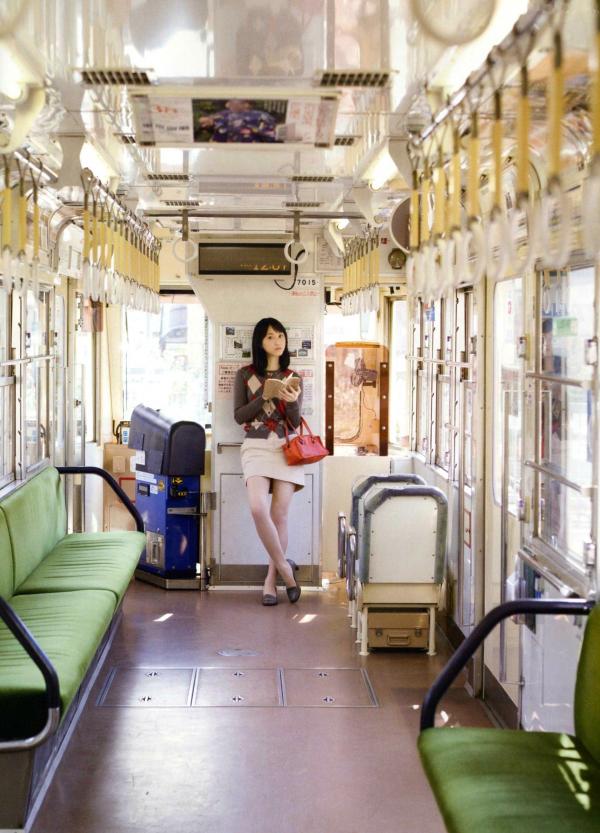松井玲奈 松井玲奈  PB写真集_松井玲奈《Kingyo》日系纯欲校服制服美少女户外街拍写真第52张图片