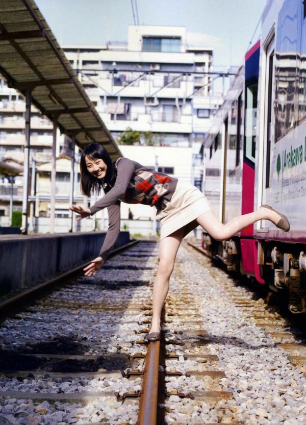 松井玲奈 松井玲奈  PB写真集_松井玲奈《Kingyo》日系纯欲校服制服美少女户外街拍写真第55张图片