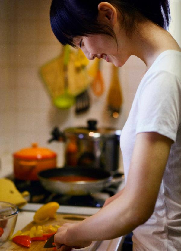 松井玲奈 松井玲奈  PB写真集_松井玲奈《Kingyo》日系纯欲校服制服美少女户外街拍写真第56张图片
