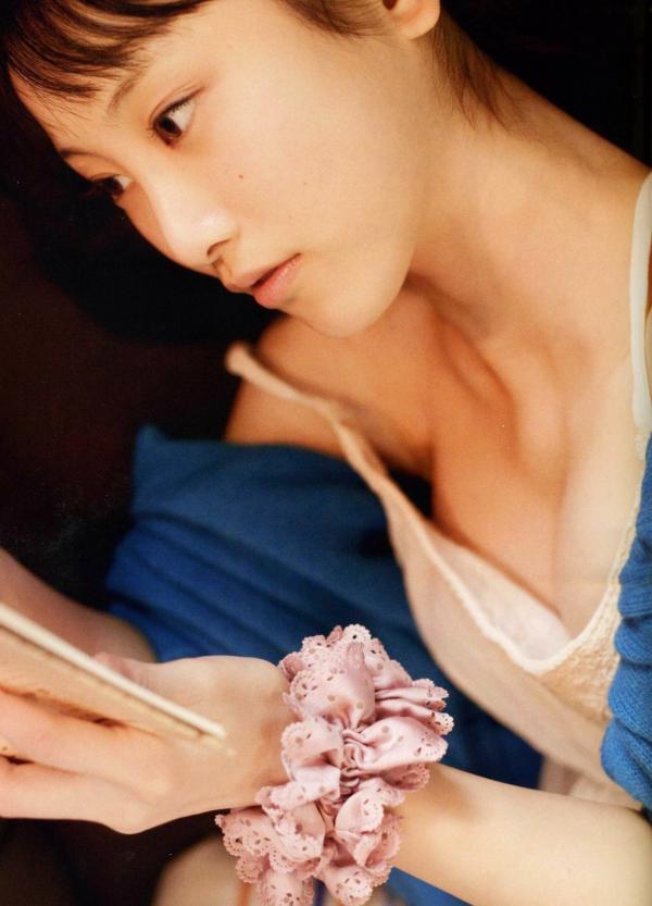 松井玲奈 松井玲奈  PB写真集_松井玲奈《Kingyo》日系纯欲校服制服美少女户外街拍写真第62张图片