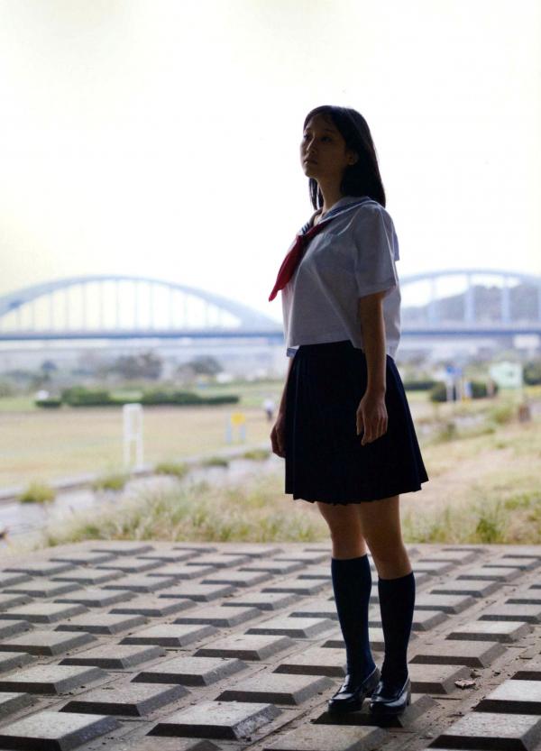 松井玲奈 松井玲奈  PB写真集_松井玲奈《Kingyo》日系纯欲校服制服美少女户外街拍写真第122张图片