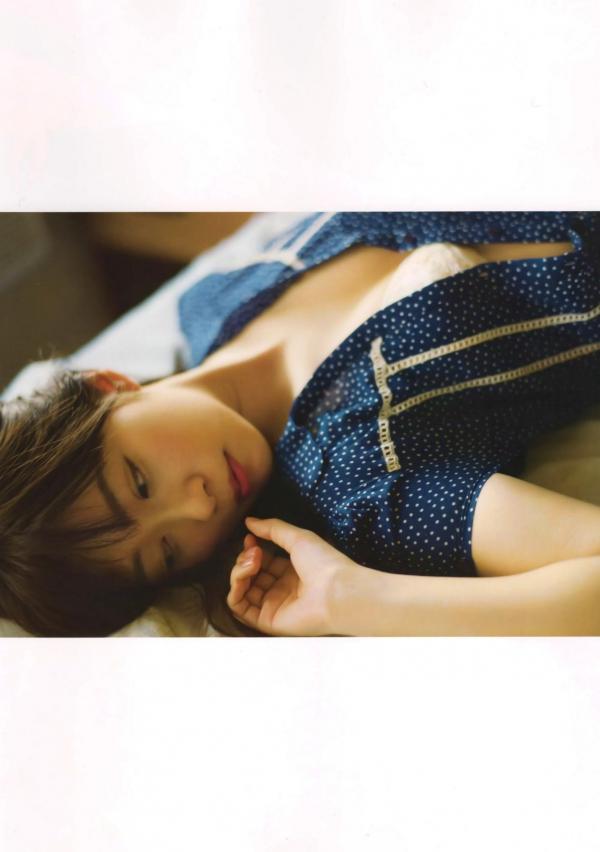 指原莉乃 指原莉乃  PB写真集_指原莉乃《スキャンダル中毒》：日系唯美私房摄影，朦胧剪影下的多面魅力，清纯与成熟并存的极品大尺度写真第15张图片