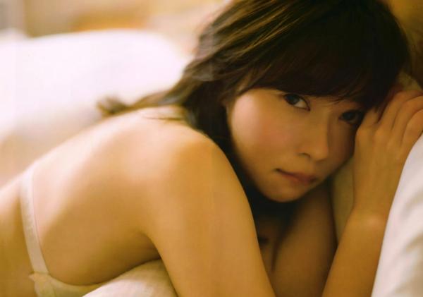 指原莉乃 指原莉乃  PB写真集_指原莉乃《スキャンダル中毒》：日系唯美私房摄影，朦胧剪影下的多面魅力，清纯与成熟并存的极品大尺度写真第23张图片