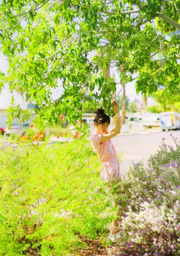指原莉乃 指原莉乃  PB写真集_指原莉乃《スキャンダル中毒》：日系唯美私房摄影，朦胧剪影下的多面魅力，清纯与成熟并存的极品大尺度写真第49张图片