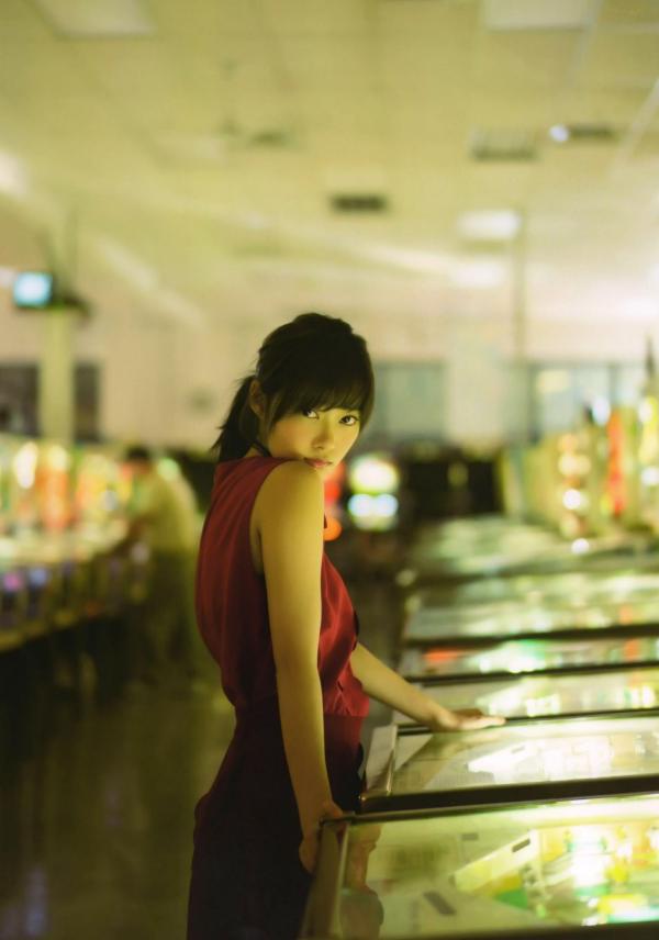 指原莉乃 指原莉乃  PB写真集_指原莉乃《スキャンダル中毒》：日系唯美私房摄影，朦胧剪影下的多面魅力，清纯与成熟并存的极品大尺度写真第54张图片