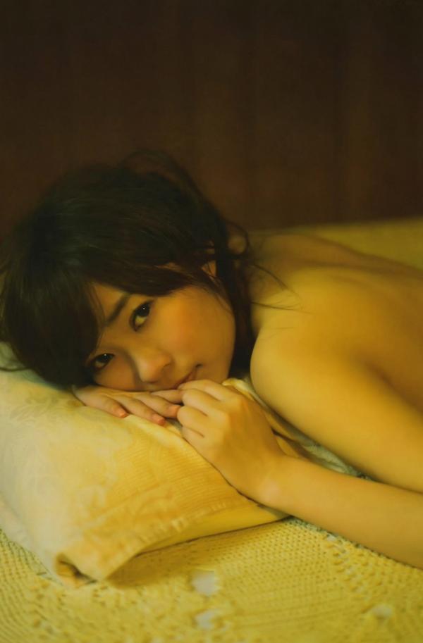 指原莉乃 指原莉乃  PB写真集_指原莉乃《スキャンダル中毒》：日系唯美私房摄影，朦胧剪影下的多面魅力，清纯与成熟并存的极品大尺度写真第68张图片